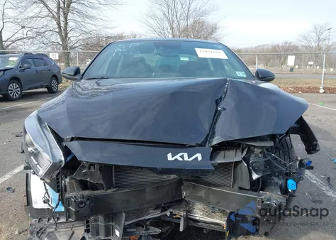 2024 Kia Forte Gt-Line из США, поврежденный, VIN 3KPF54AD7RE761388